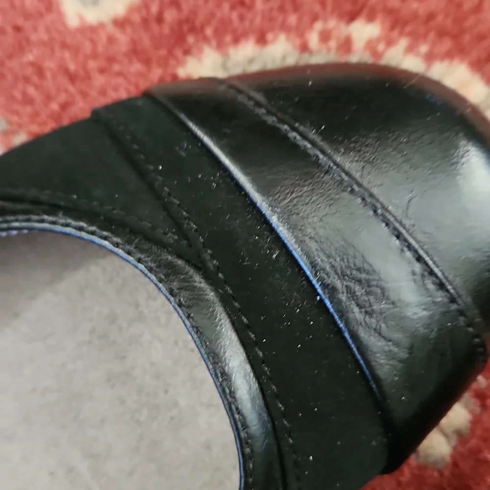 Life's stride velocity made with memory foam Elegant Black Women's Flats